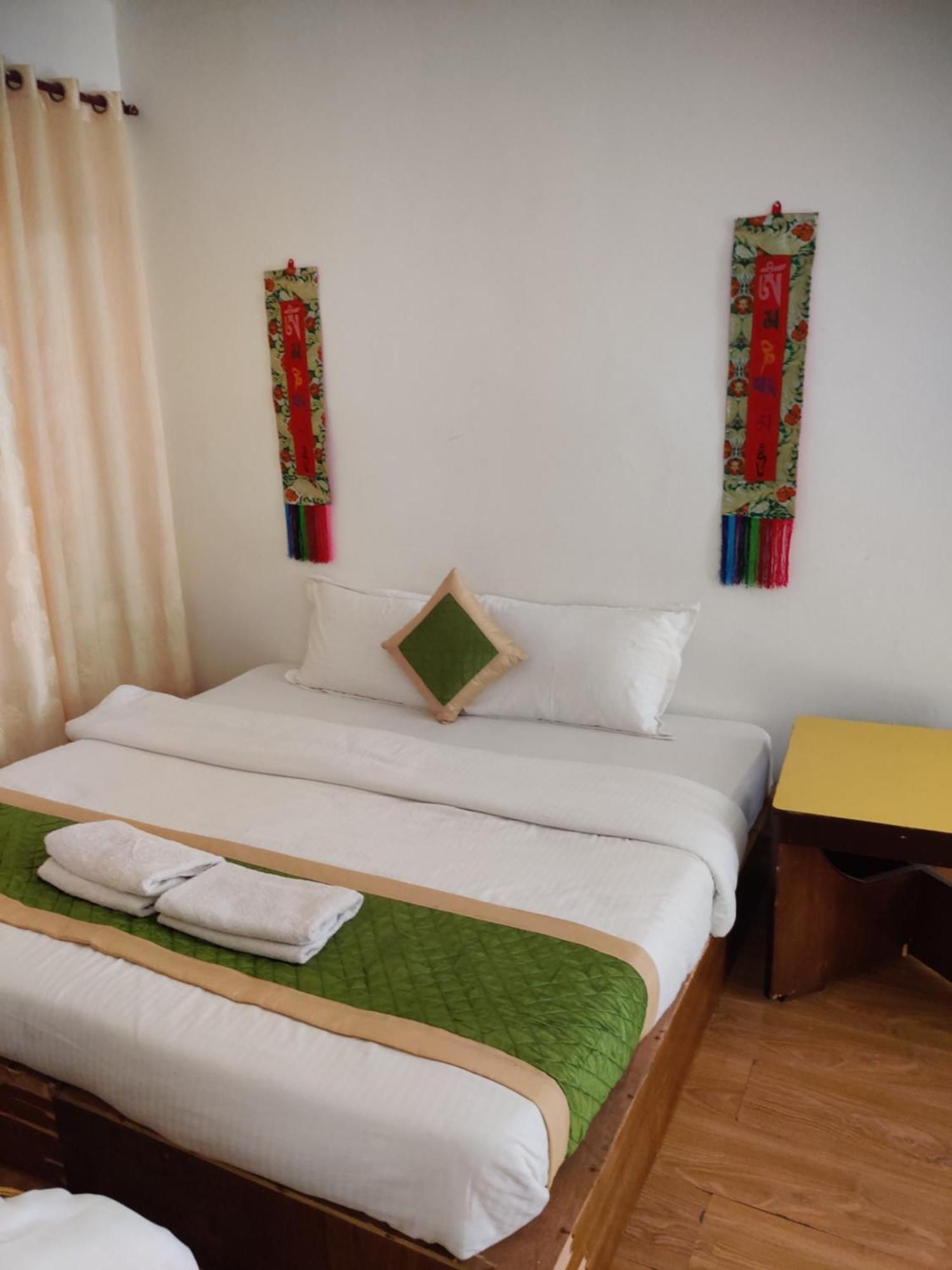 Hotel Akash McLeod Ganj Exterior foto
